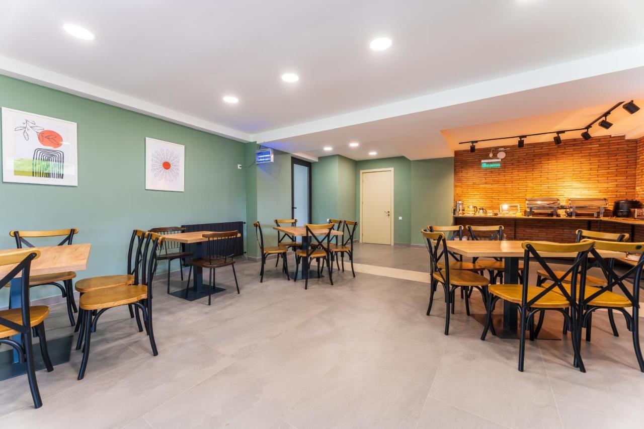 Hotel Latveli Местия Екстериор снимка